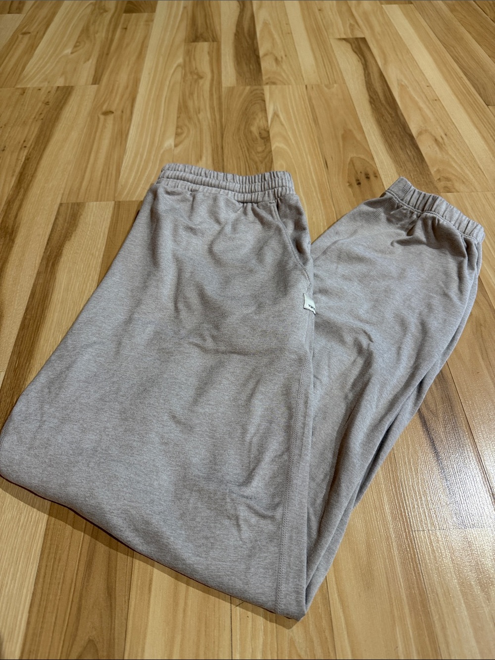 Vuori  Woman’s boyfriend jogger, very soft.  In Light Taupe.